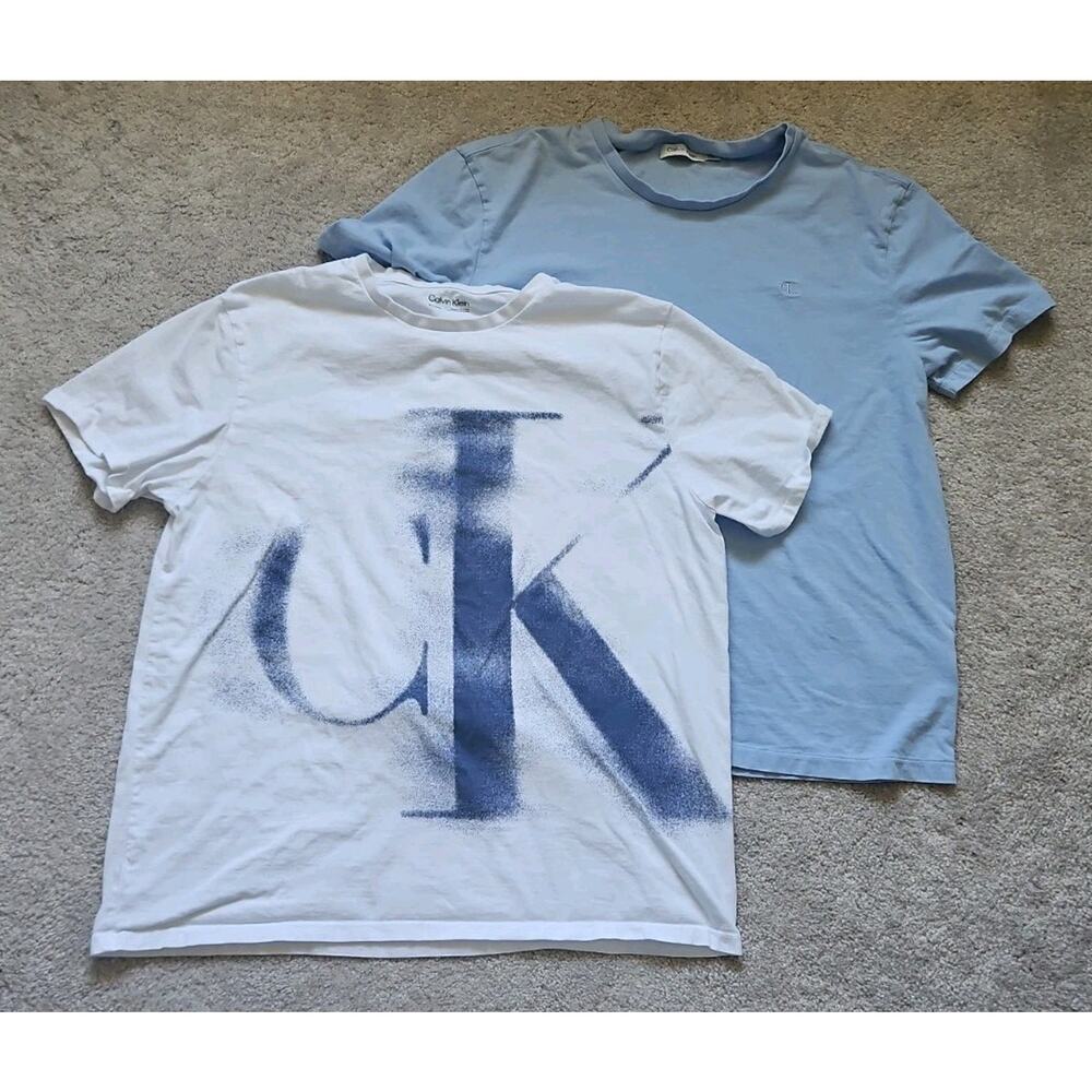 Calvin Klein Graphic Tee & Embroidered Logo Tee Size XL Lot Of 2